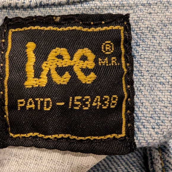 Vintage 80's LEE Jean Jacket - Cropped Button up Light Wash Blue Denim -Large - Picture 11 of 15
